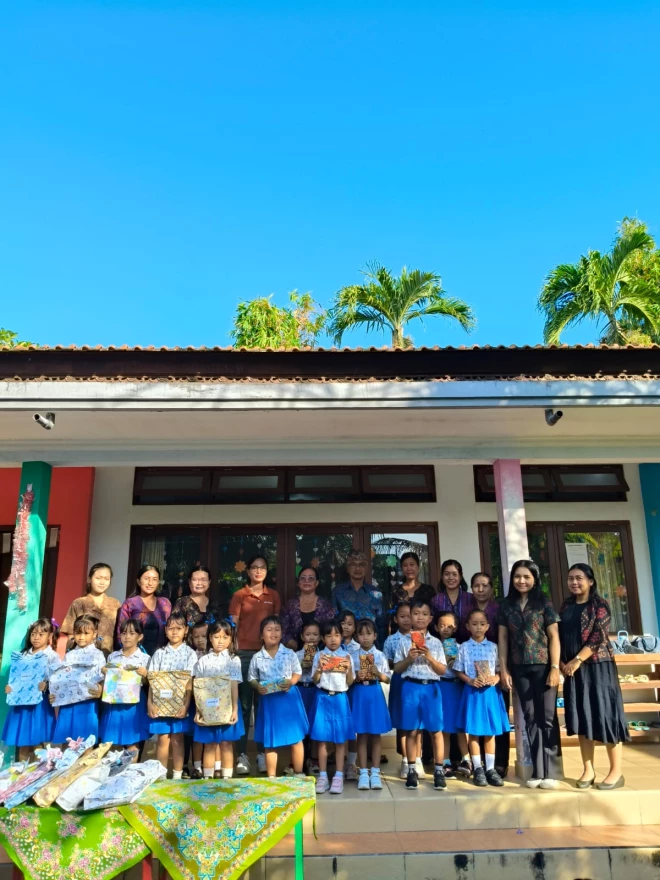 Apresiasi Kreativitas Siswa, PAUD Tunas Harapan Beraban Gelar Penyerahan Hadiah Lomba Mewarnai